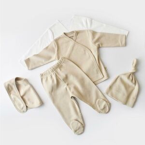 COPY - New 100% Organic Newborn Baby Set/ 5 Pcs